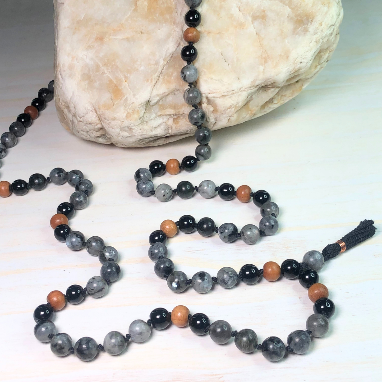 Larvakite, Onyx & Sandalwood Mala